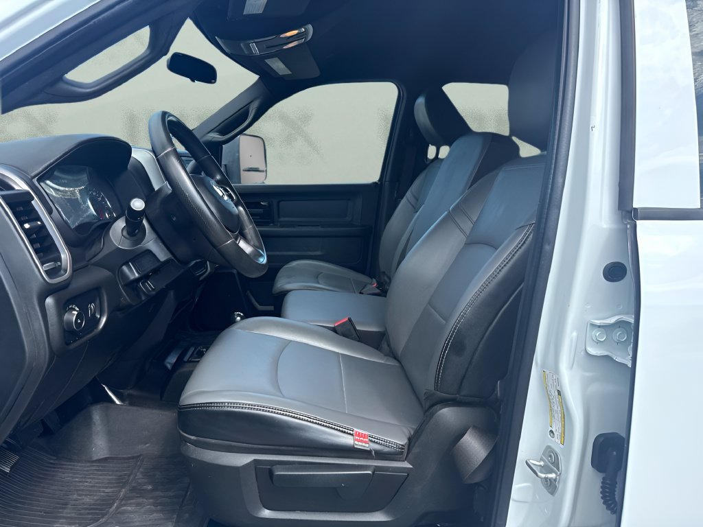 Used 2023 RAM 2500 Tradesman AWD/4WD image 9