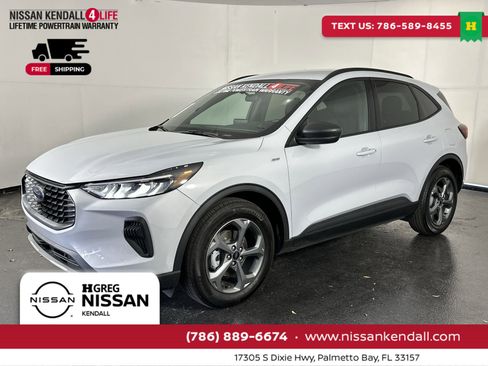 Used 2025 Ford Escape ST-Line image 6