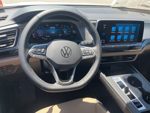 New 2026 Volkswagen Atlas Cross Sport SE FWD image 29