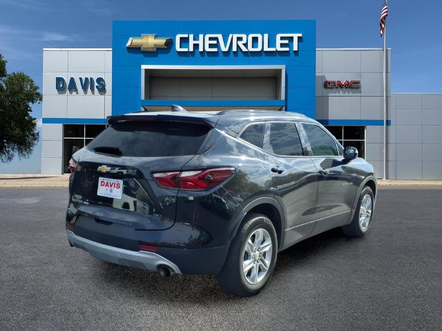 Used 2022 Chevrolet Blazer LT w/ Sound & Technology Package AWD/4WD image 3