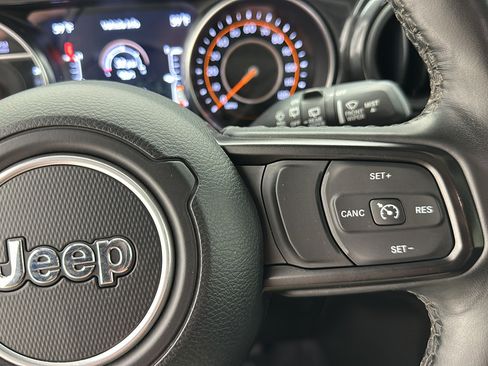 Used 2023 Jeep Wrangler Unlimited Sport AWD/4WD image 18