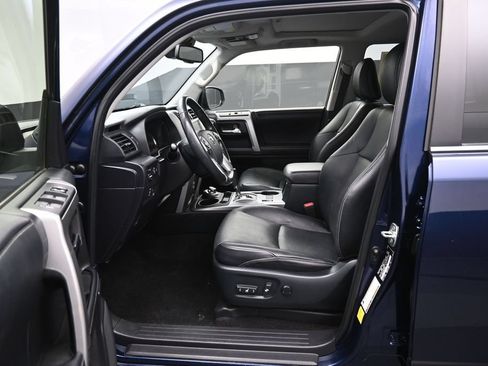 Certified 2024 Toyota 4Runner Limited AWD/4WD image 9
