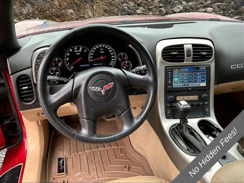 Used 2005 Chevrolet Corvette Coupe w/ Preferred Equipment Group RWD image 4