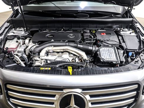 New 2026 Mercedes-Benz GLB 250 image 11