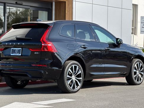 Used 2024 Volvo XC60 B5 Plus w/ Protection Package Premier AWD/4WD image 2