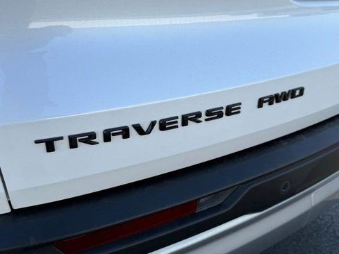 Used 2025 Chevrolet Traverse Z71 w/ Enhanced Driving Package image 19