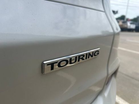 Used 2016 Honda CR-V Touring image 18