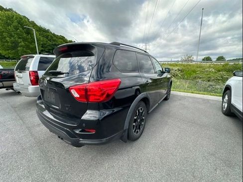 Used 2019 Nissan Pathfinder SL AWD/4WD image 18