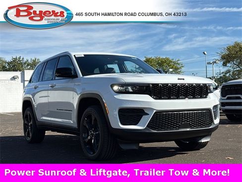 New 2025 Jeep Grand Cherokee Altitude image 1