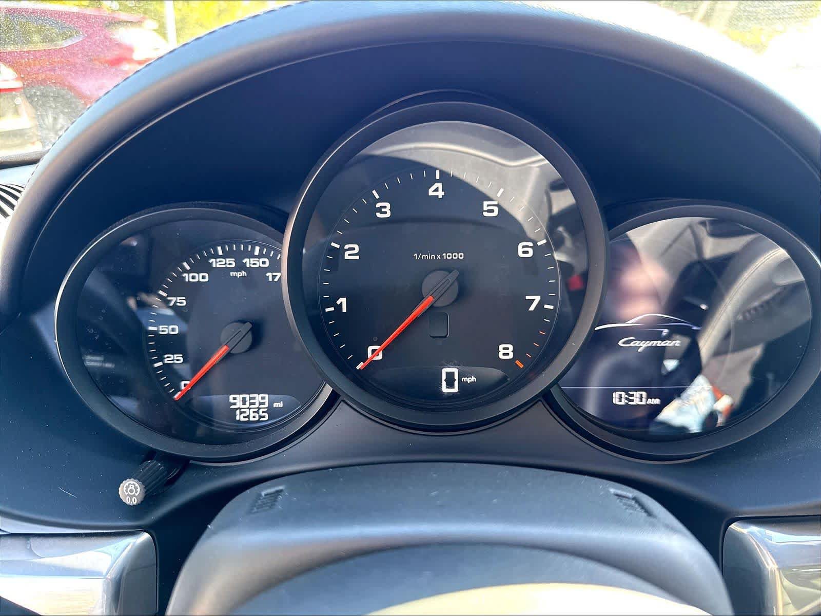 Used 2024 Porsche 718 Cayman RWD image 15