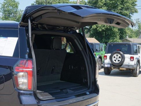 Used 2023 Chevrolet Tahoe Premier AWD/4WD image 24