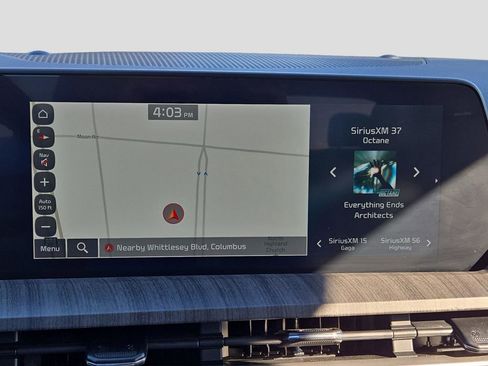 Used 2023 Kia Telluride EX w/ EX Captain's Chair Package image 29