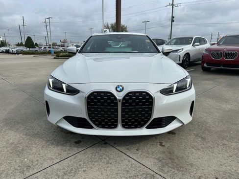Certified 2026 BMW 430i Coupe w/ Parking Assistance Package image 5