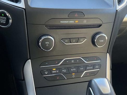 Certified 2017 Ford Edge SEL w/ Equipment Group 201A image 26