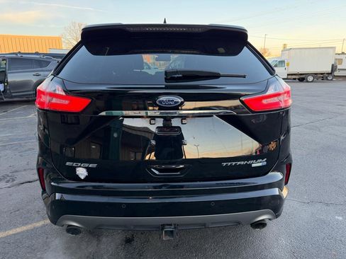 Used 2020 Ford Edge Titanium w/ Equipment Group 301A image 4