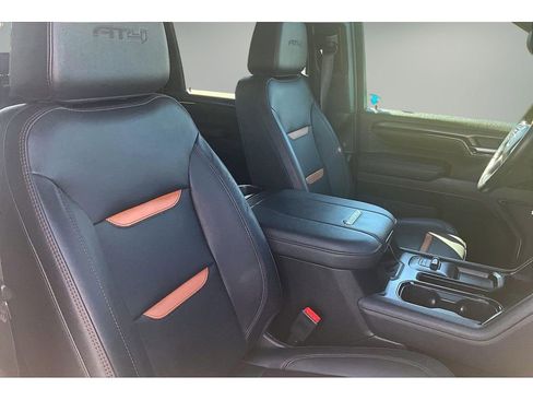 Used 2024 GMC Sierra 2500 AT4 w/ AT4 Premium Plus Package image 25