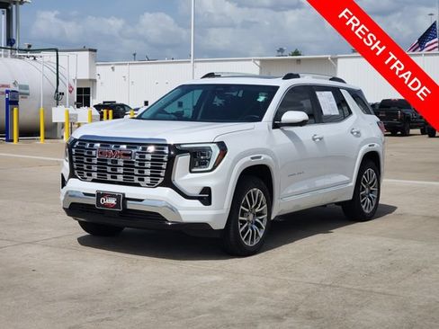 Used 2026 GMC Terrain Denali w/ LPO, Floor Liner Package AWD/4WD image 3