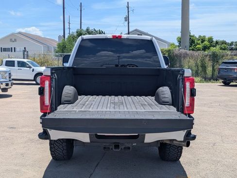 Used 2023 Ford F250 XLT w/ XLT Premium Package AWD/4WD image 6