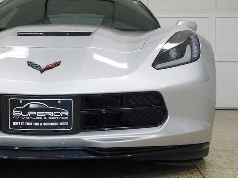 Used 2019 Chevrolet Corvette Stingray Coupe w/ Carbon Flash Badge Package RWD image 15