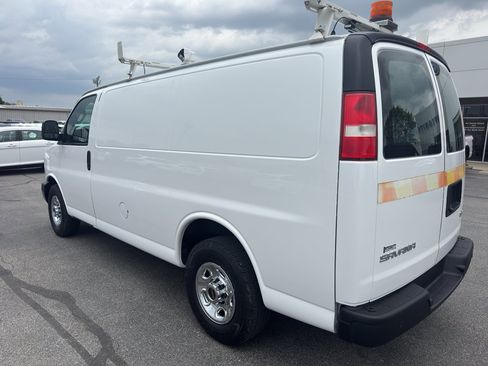 Used 2017 GMC Savana 2500 w/ All Terrain Package RWD image 6