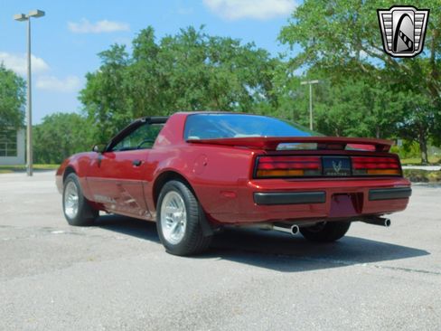 Used 1989 Pontiac Firebird Formula image 5