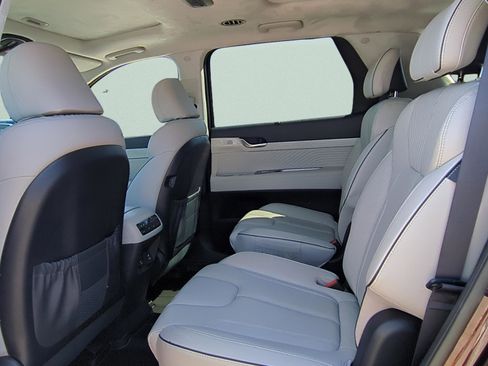 Used 2023 Hyundai Palisade Calligraphy FWD image 11