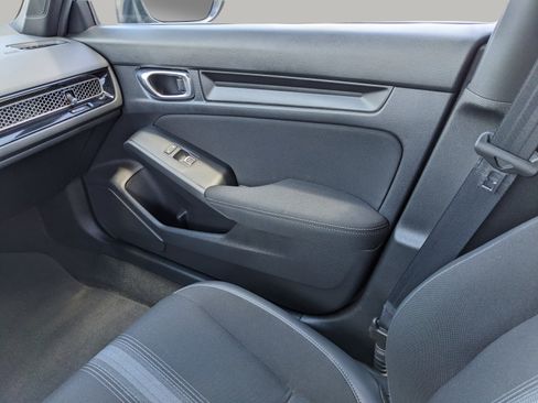 Used 2023 Honda Civic Sport image 16