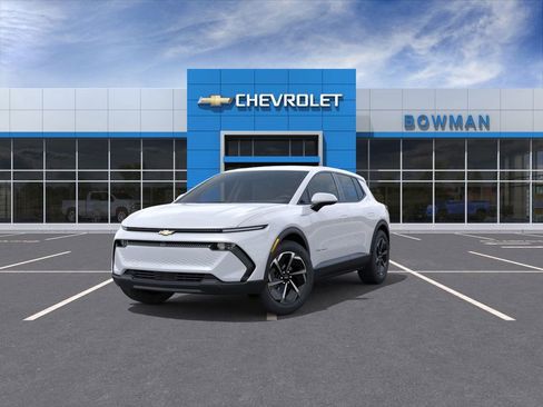 New 2026 Chevrolet Equinox EV LT image 8