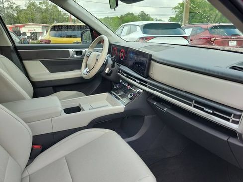 Used 2024 Hyundai Santa Fe SEL FWD image 35