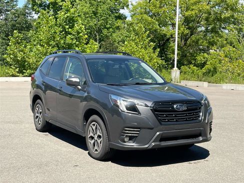 Certified 2024 Subaru Forester Premium AWD/4WD image 5