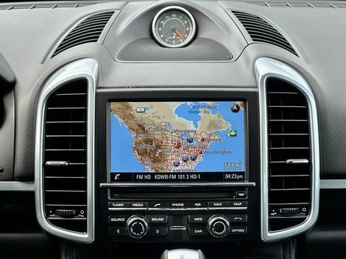 Used 2016 Porsche Cayenne AWD/4WD image 14
