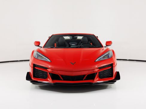 Used 2023 Chevrolet Corvette Z06 w/ Stealth Interior Trim Package RWD image 10