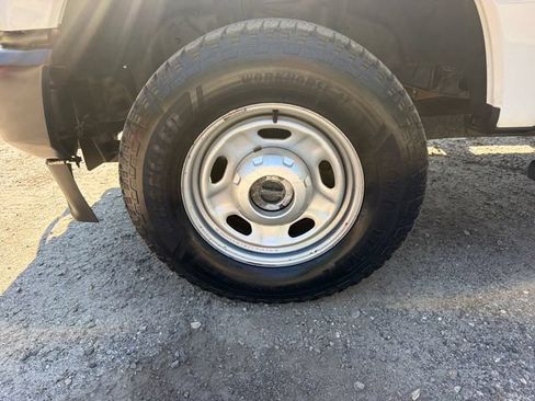Used 2020 Ford F250 XL w/ Power Equipment Group AWD/4WD image 30