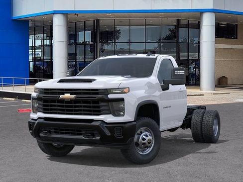 New 2026 Chevrolet Silverado 3500 W/T AWD/4WD image 6
