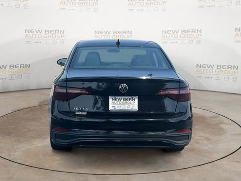 Used 2024 Volkswagen Jetta S FWD image 4