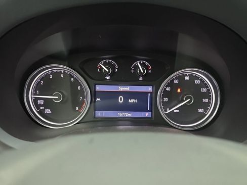 Certified 2023 Buick Enclave Essence image 29