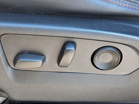 Used 2022 Chevrolet Tahoe RST w/ Luxury Package image 22