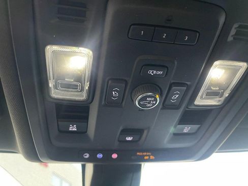 Used 2022 Chevrolet Tahoe RST w/ Luxury Package image 34