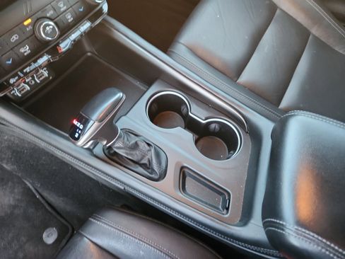 Used 2021 Dodge Durango SXT image 16