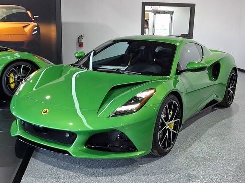 Used 2026 Lotus Emira SE RWD image 2