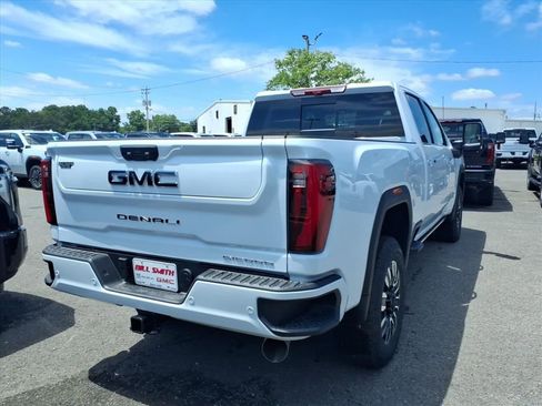 New 2026 GMC Sierra 2500 Denali Ultimate w/ Max Trailering Package AWD/4WD image 3