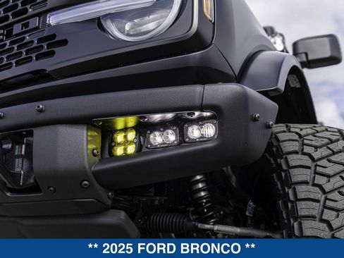New 2025 Ford Bronco Badlands AWD/4WD image 17