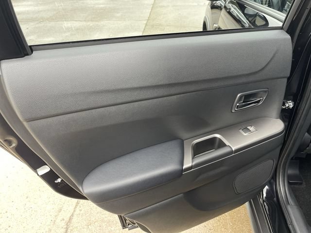 Used 2026 Mitsubishi Outlander Sport SE AWD/4WD image 12