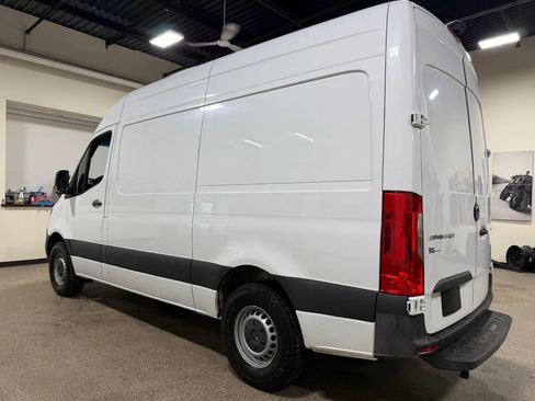 Used 2020 Mercedes-Benz Sprinter 2500 image 20