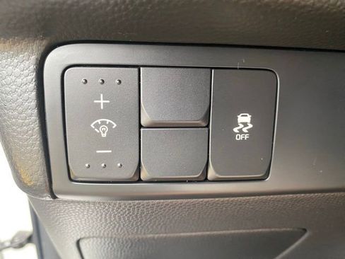 Used 2019 Kia Soul + FWD image 15