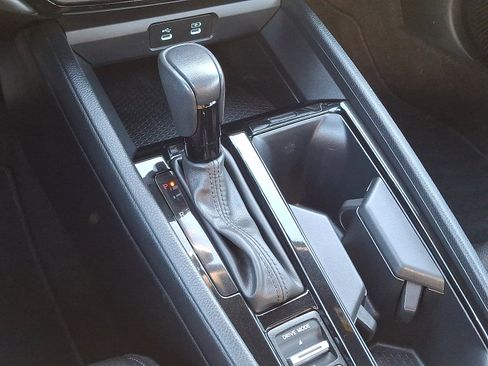 Used 2024 Honda Accord Sport image 15