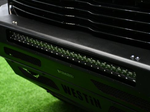 Used 2019 RAM 3500 Laramie w/ Black Appearance Package image 10