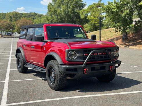Used 2021 Ford Bronco Black Diamond AWD/4WD image 15