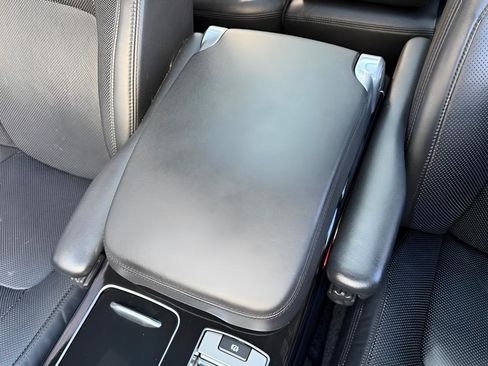 Used 2019 Land Rover Range Rover Supercharged image 45