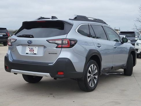 Certified 2025 Subaru Outback Touring XT image 4